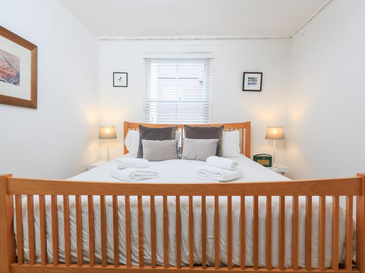 Ferienwohnung The Corner House Dartmouth Exterior foto
